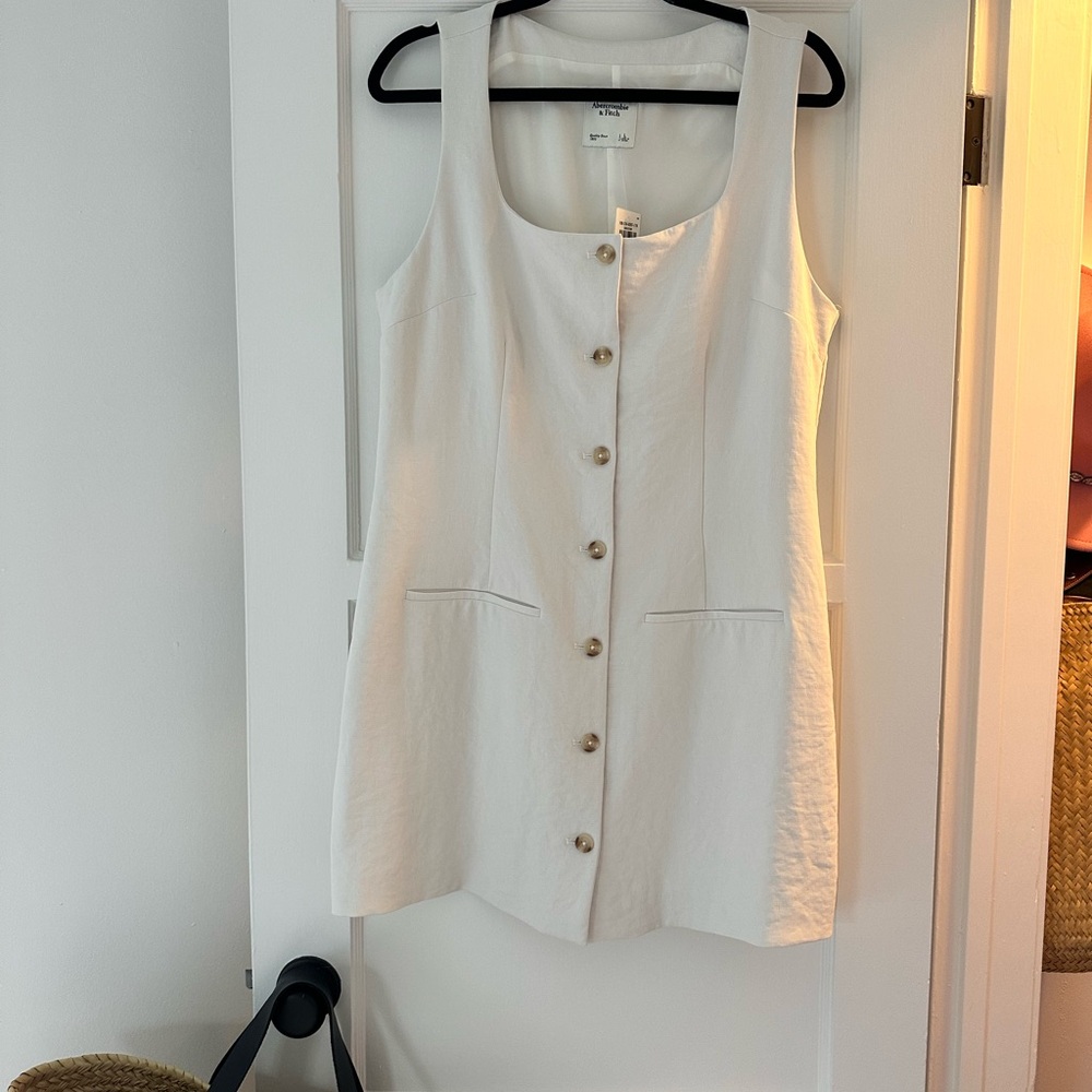 Abercrombie & Fitch Cream Button-Front Sleeveless Dress
